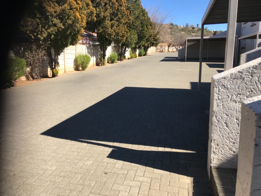 1 Bedroom Property for Sale in Uitsig Free State